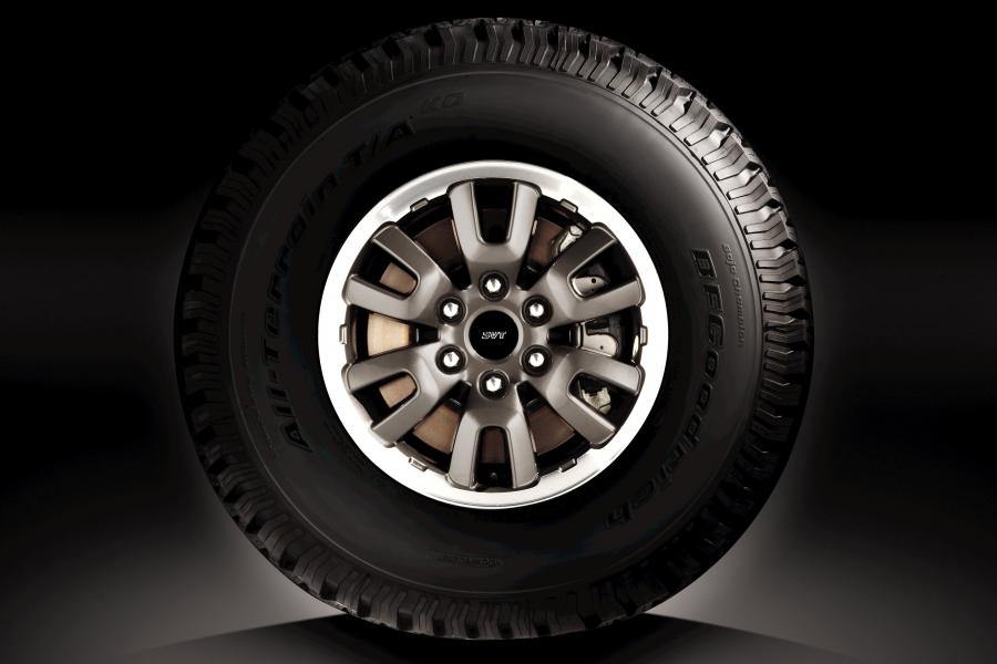  Ford F-150 SVT Raptor 2010 года  (фото 279 из 295)